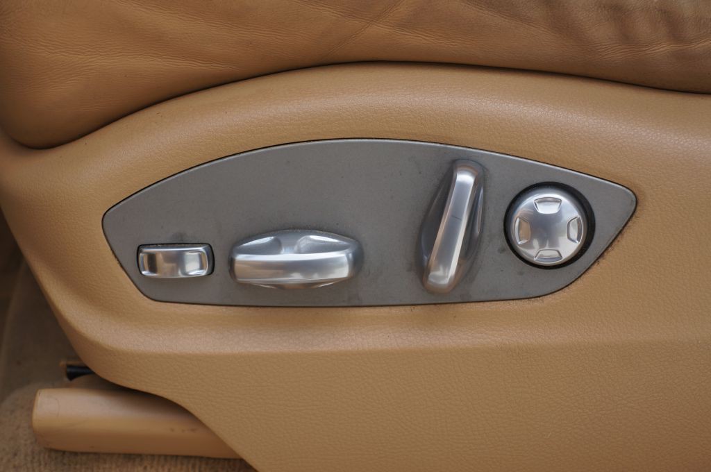 2017 Porsche Cayenne Image 26