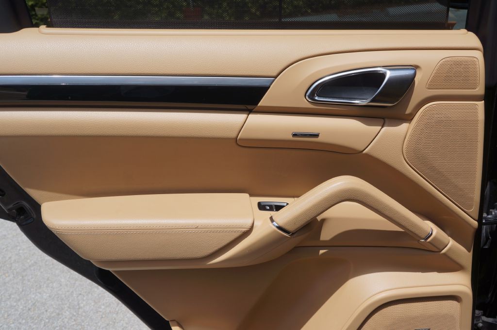 2017 Porsche Cayenne Image 28
