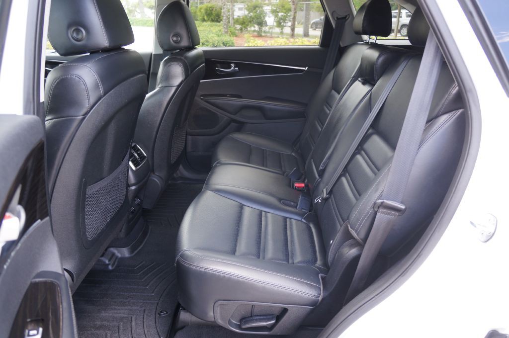 2020 Kia Sorento Image 23