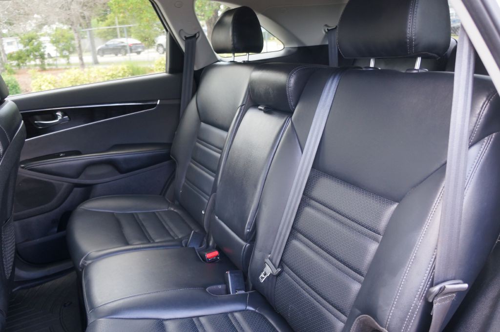 2020 Kia Sorento Image 24