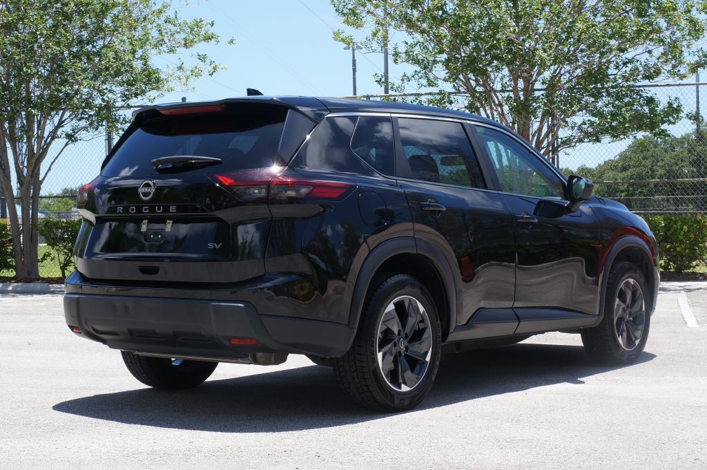 2024 Nissan Rogue Image 10