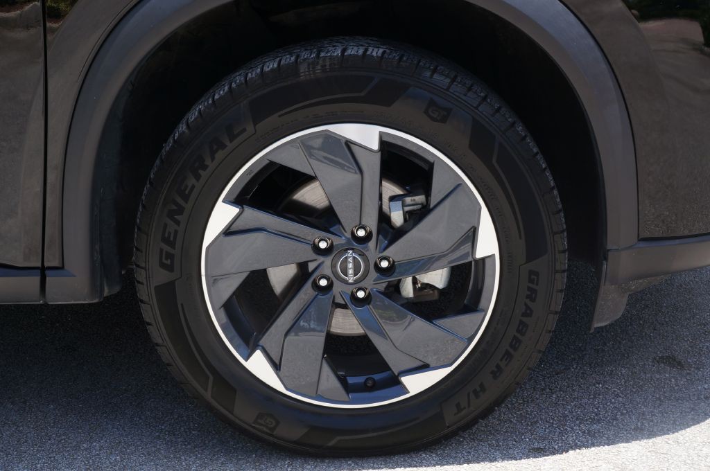 2024 Nissan Rogue Image 17