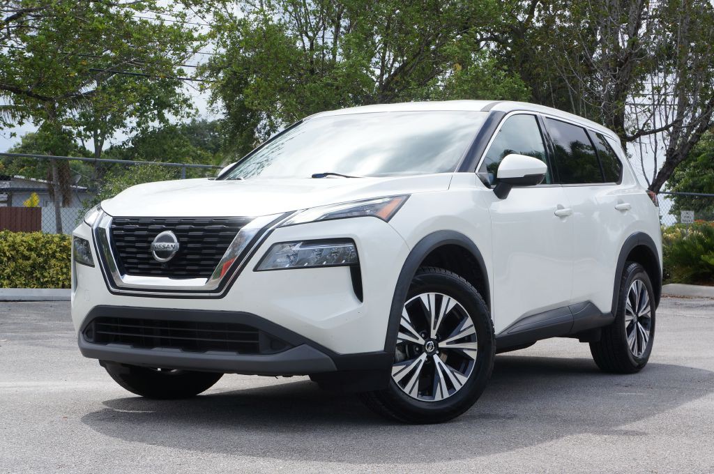 2021 Nissan Rogue Image 1