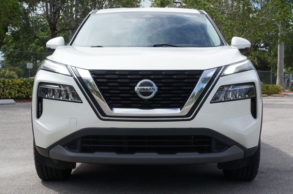 2021 Nissan Rogue Image 3