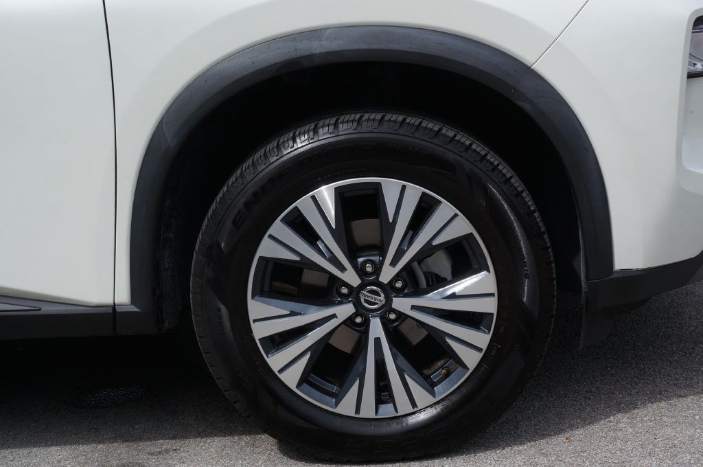 2021 Nissan Rogue Image 16