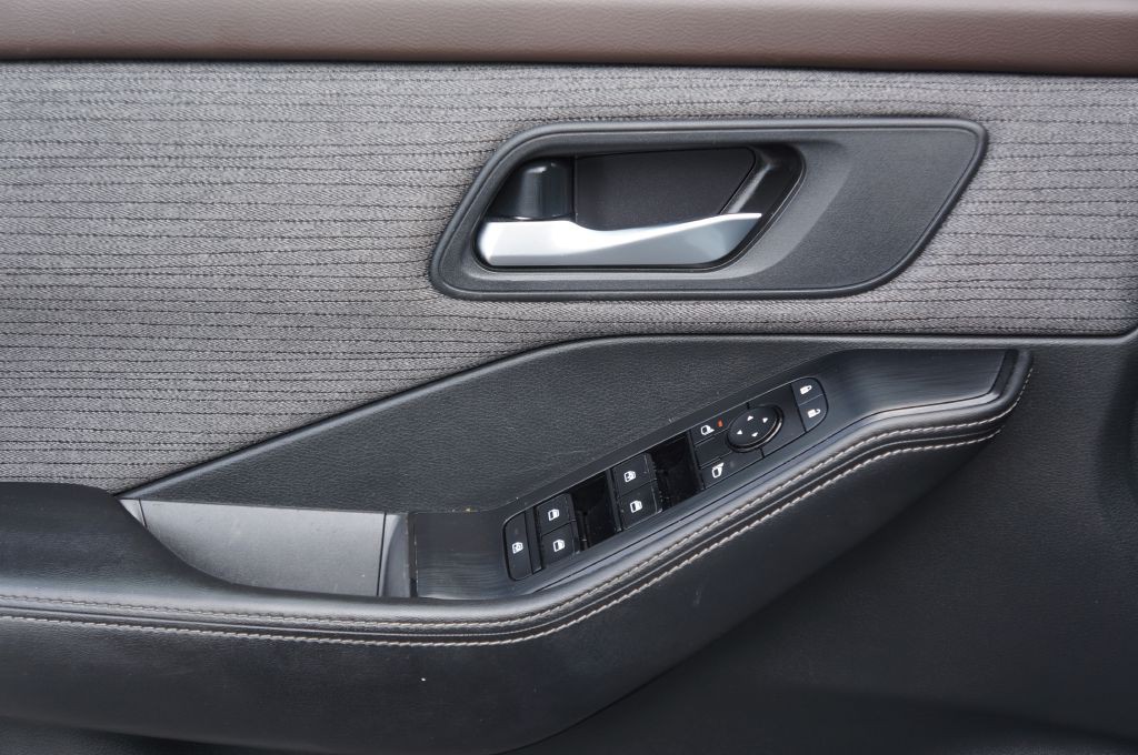2021 Nissan Rogue Image 19