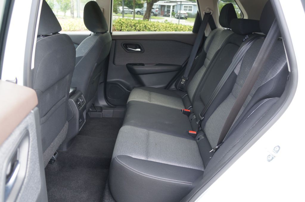 2021 Nissan Rogue Image 25