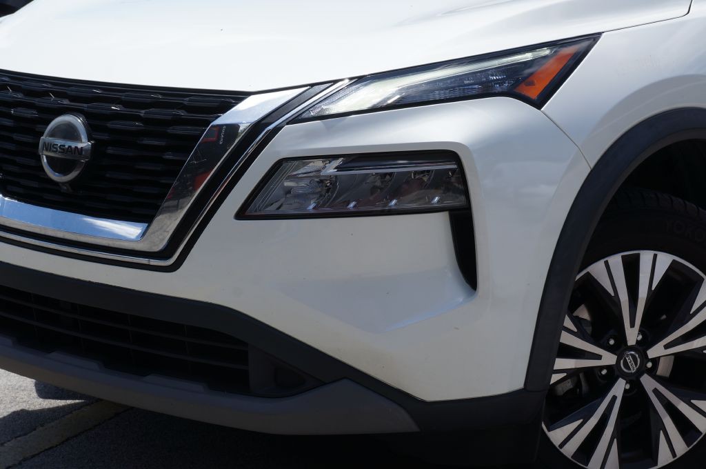 2021 Nissan Rogue Image 2