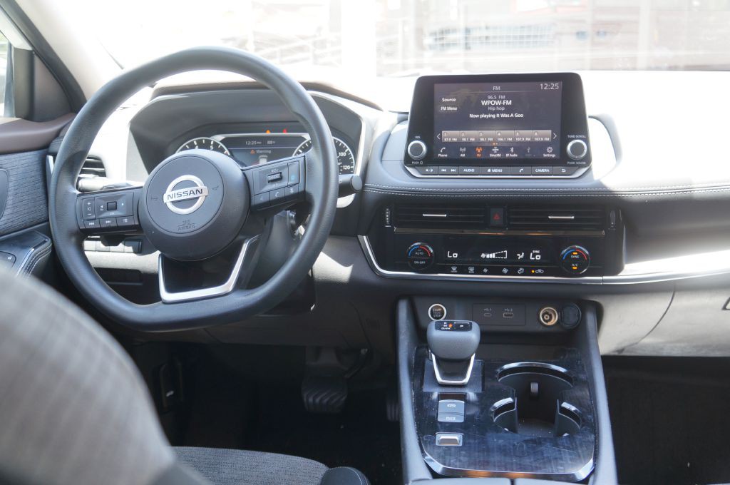 2021 Nissan Rogue Image 8