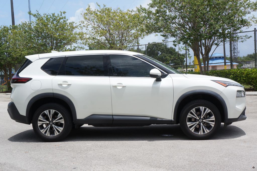 2021 Nissan Rogue Image 12