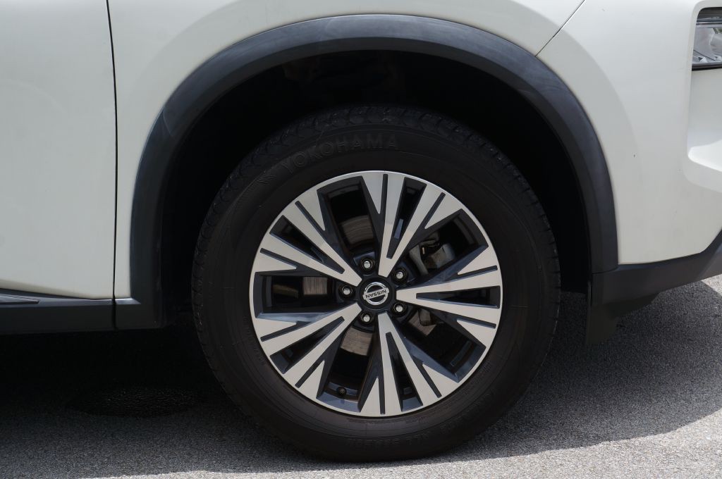 2021 Nissan Rogue Image 17