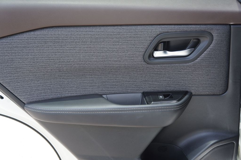 2021 Nissan Rogue Image 25