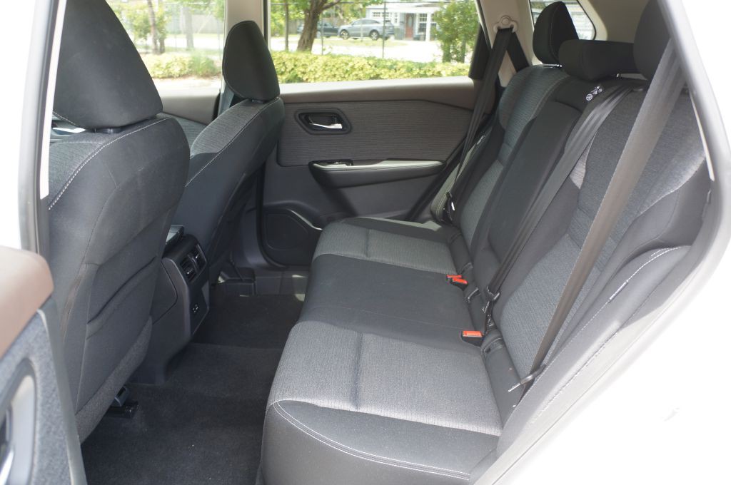 2021 Nissan Rogue Image 26