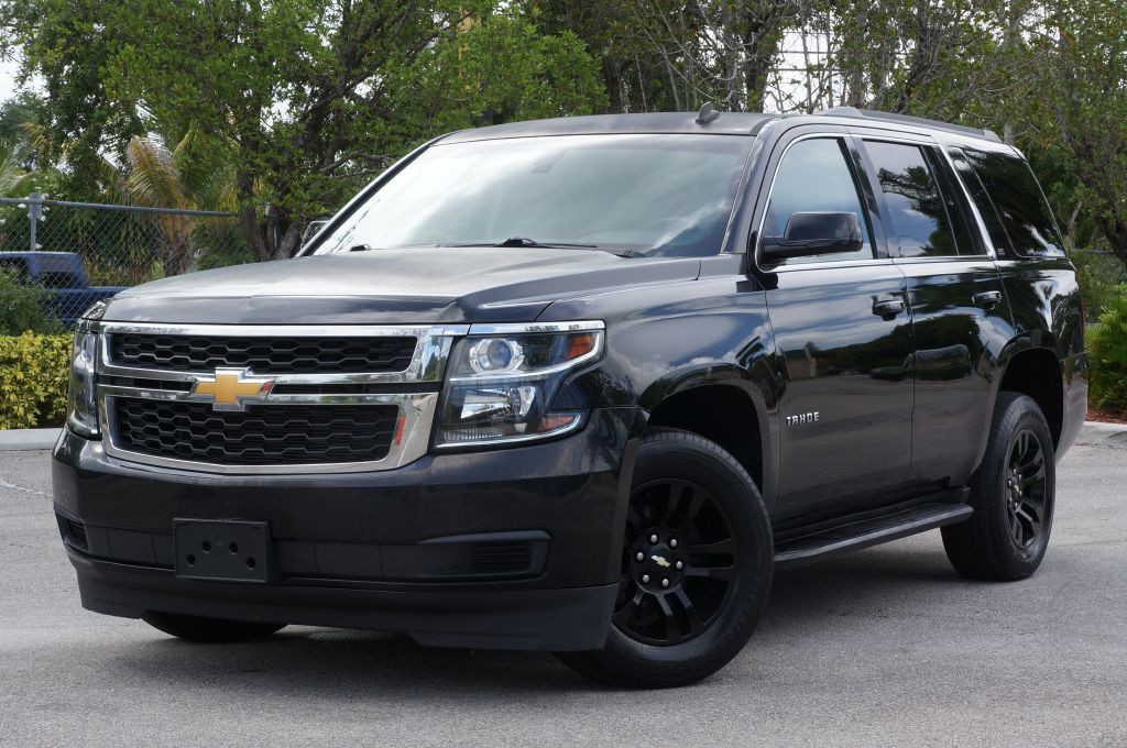 2015 Chevrolet Tahoe Image 2