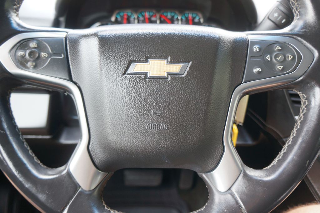 2015 Chevrolet Tahoe Image 38