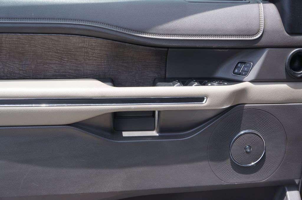 2019 Ford Expedition Image 6