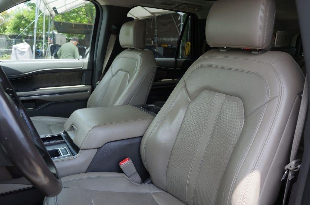 2019 Ford Expedition Image 8