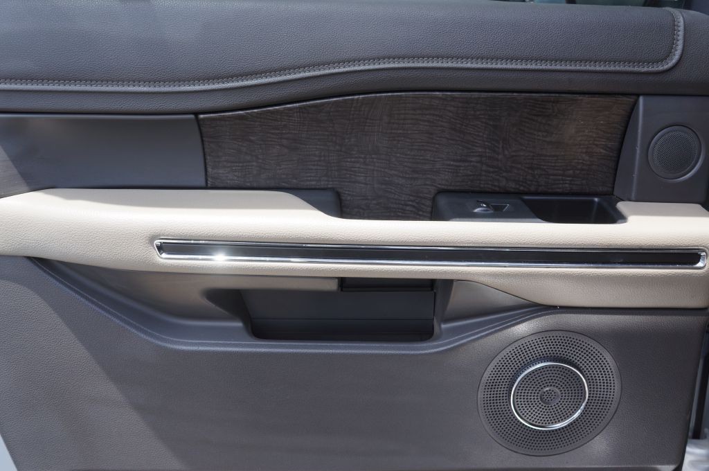 2019 Ford Expedition Image 9