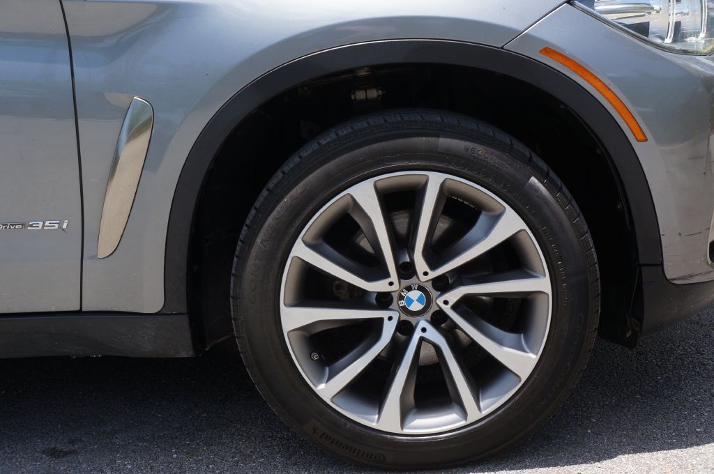 2018 BMW X6 Image 17