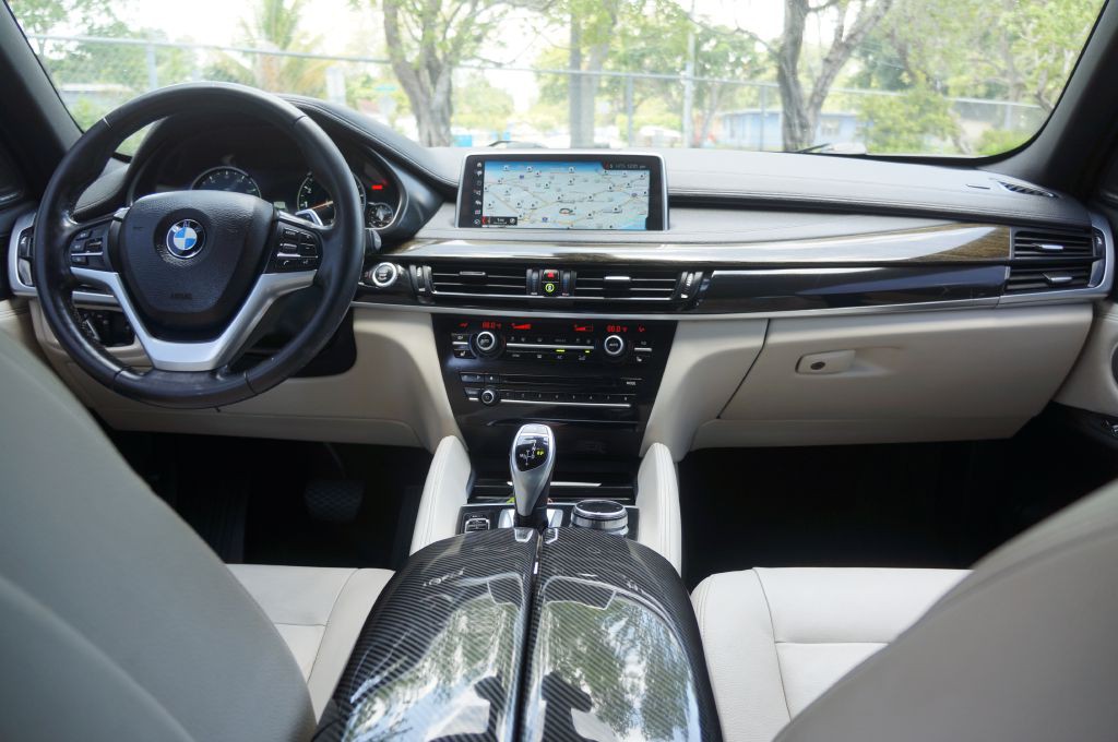 2018 BMW X6 Image 29