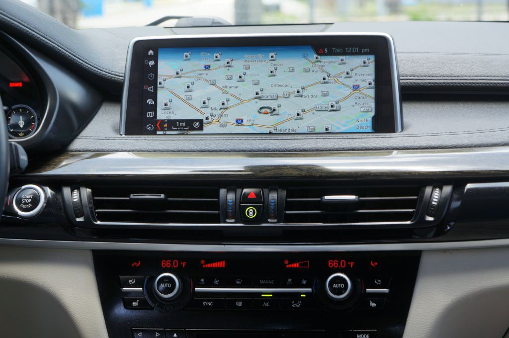 2018 BMW X6 Image 31