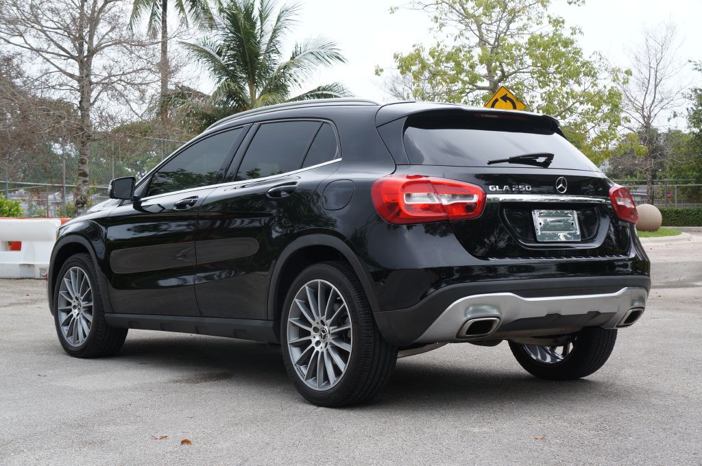 2019 Mercedes-Benz GLA-Class Image 7