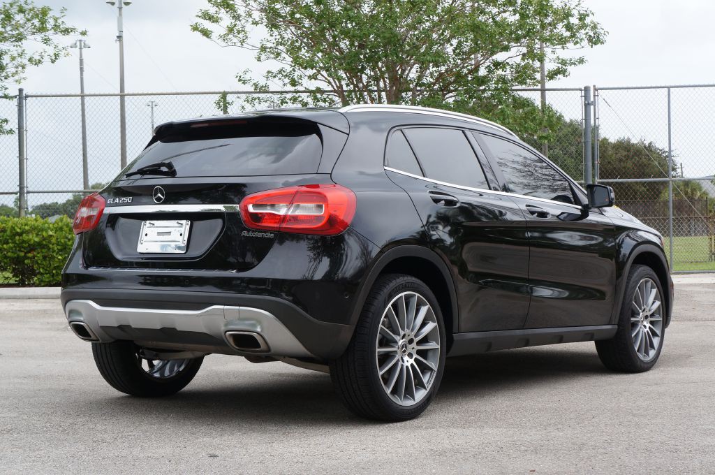 2019 Mercedes-Benz GLA-Class Image 10
