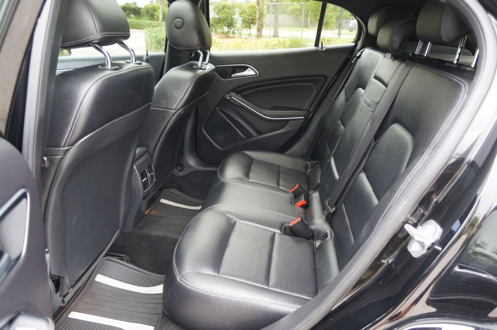 2019 Mercedes-Benz GLA-Class Image 26
