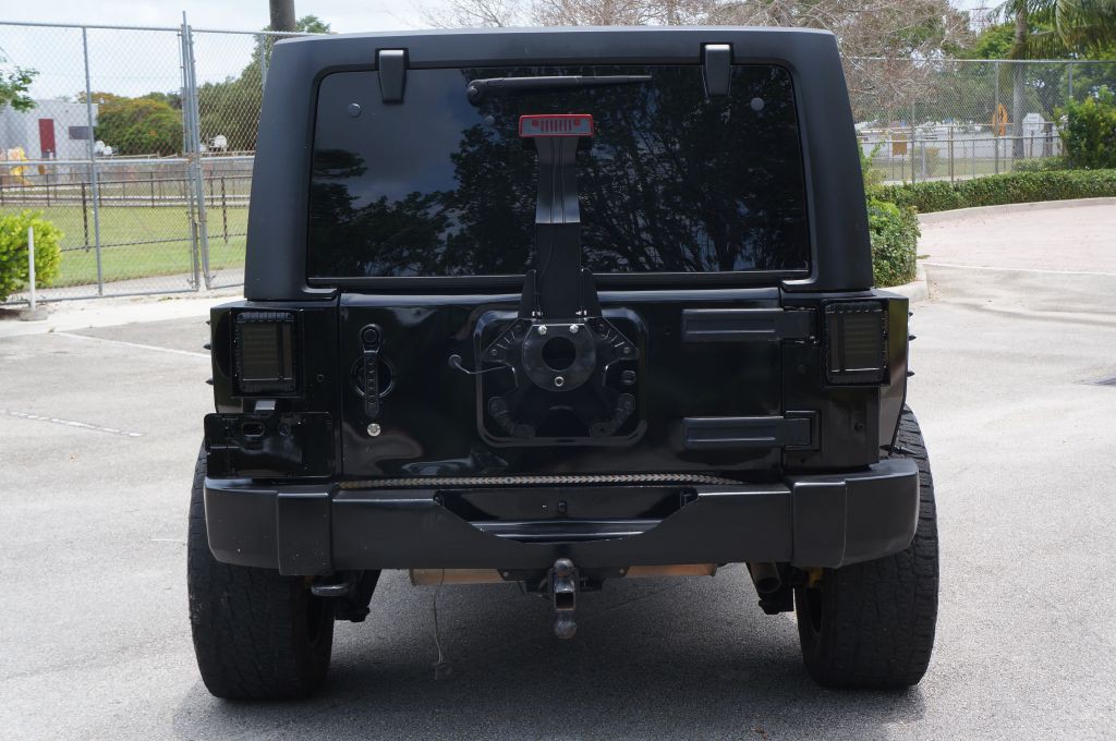 2017 Jeep Wrangler Unlimited Image 9