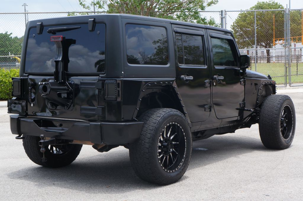 2017 Jeep Wrangler Unlimited Image 11