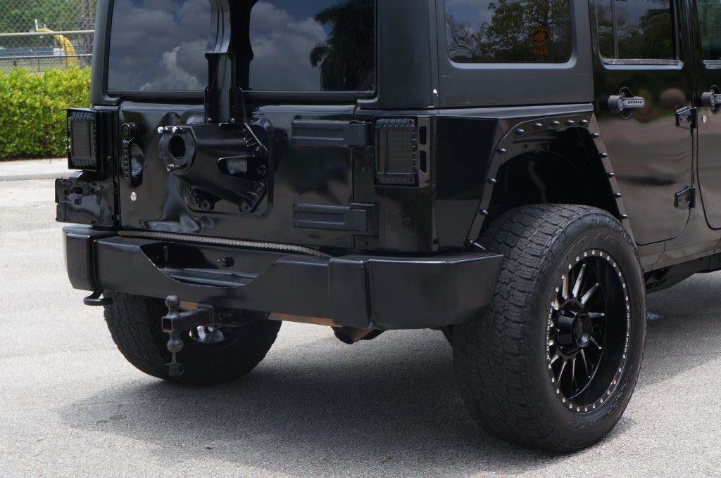 2017 Jeep Wrangler Unlimited Image 14