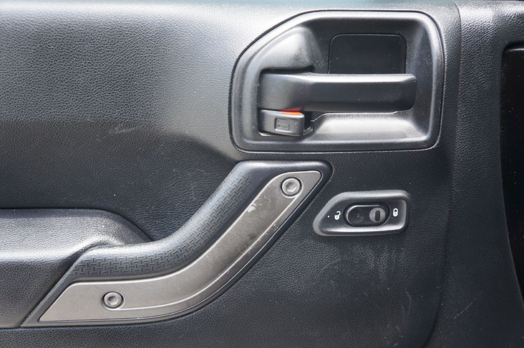 2017 Jeep Wrangler Unlimited Image 19