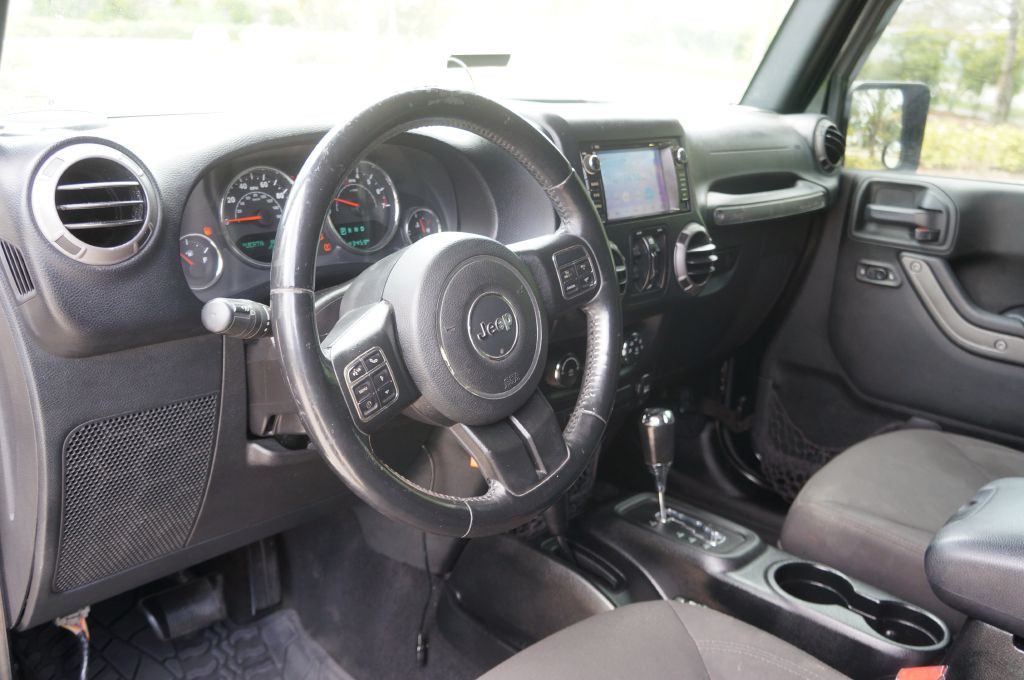 2017 Jeep Wrangler Unlimited Image 20