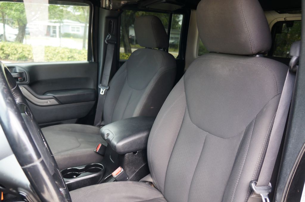2017 Jeep Wrangler Unlimited Image 22