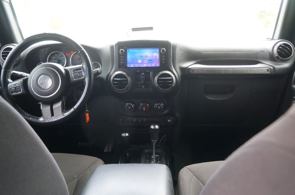 2017 Jeep Wrangler Unlimited Image 25