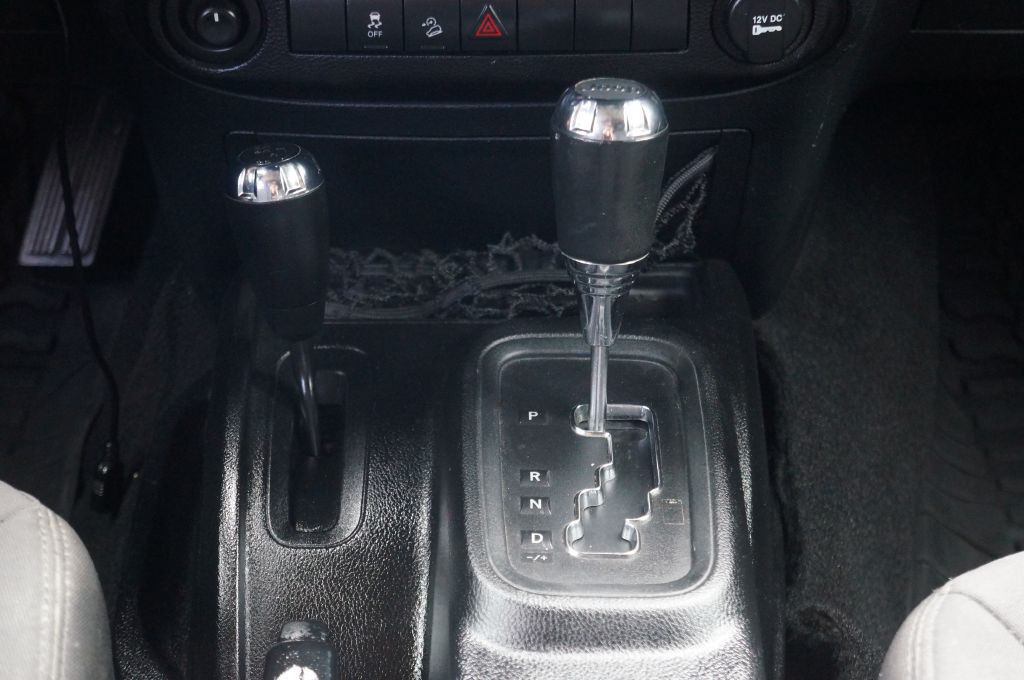 2017 Jeep Wrangler Unlimited Image 30