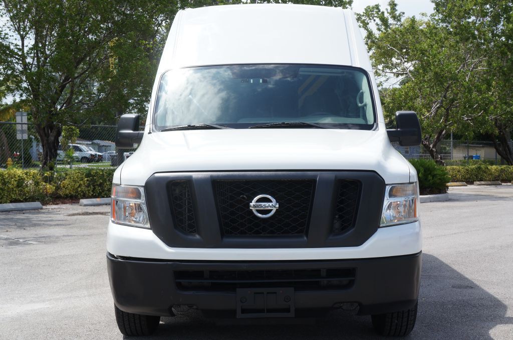 2018 Nissan NV Image 3