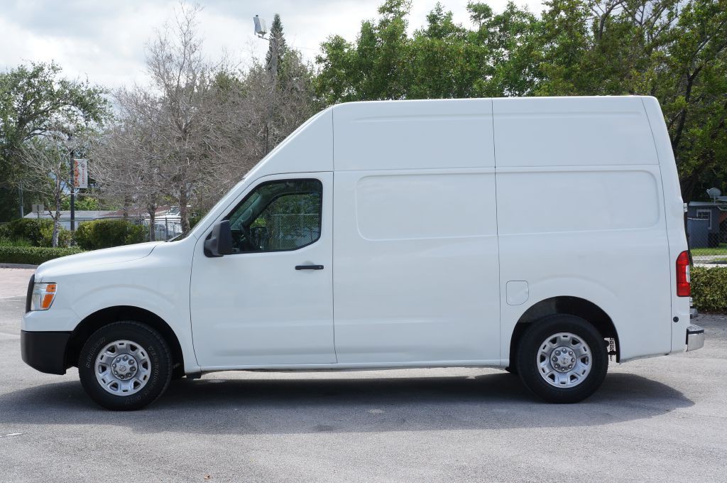 2018 Nissan NV Image 7