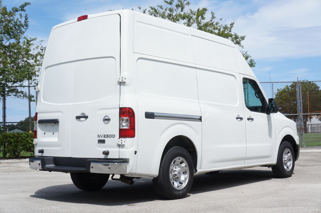 2018 Nissan NV Image 12