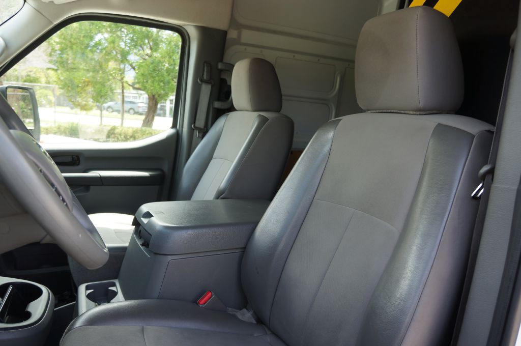 2018 Nissan NV Image 26