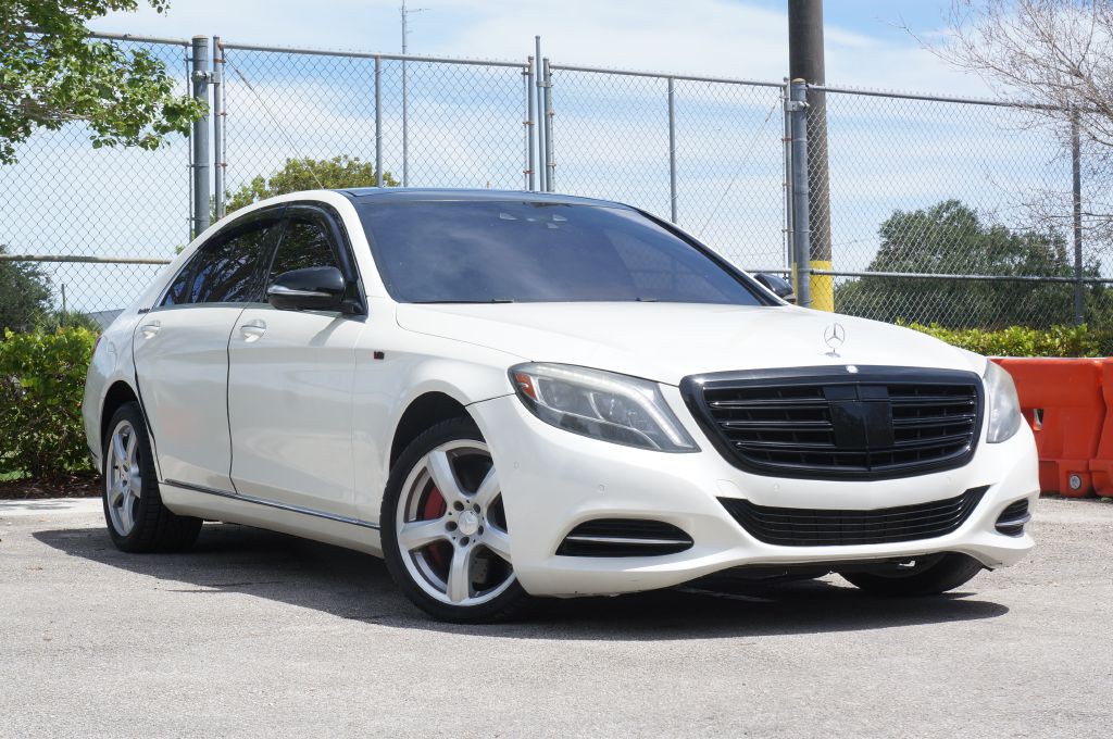 2015 Mercedes-Benz S-Class Image 4
