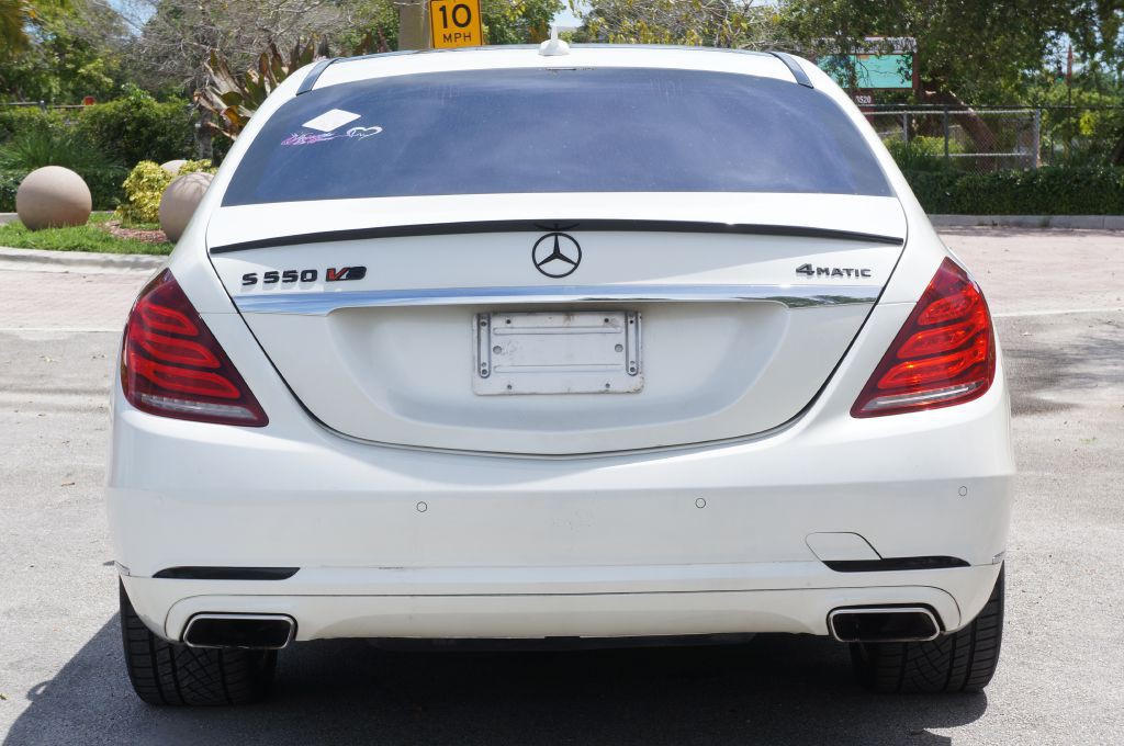 2015 Mercedes-Benz S-Class Image 9