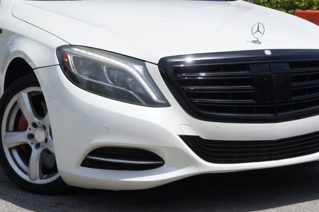 2015 Mercedes-Benz S-Class Image 13