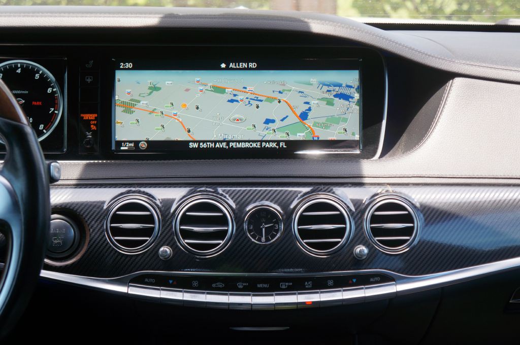 2015 Mercedes-Benz S-Class Image 31