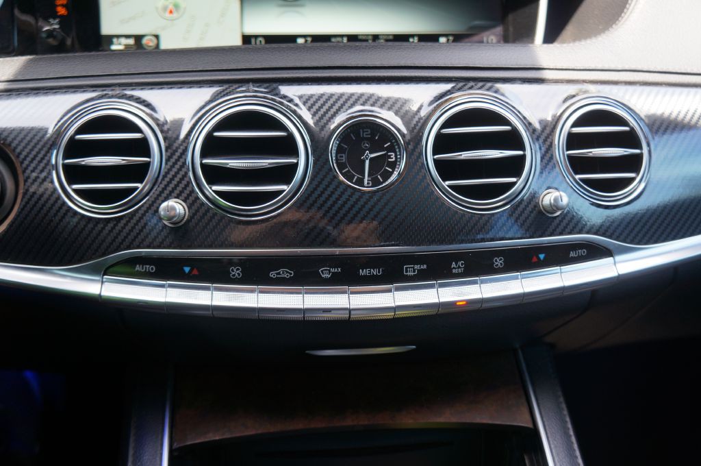 2015 Mercedes-Benz S-Class Image 37