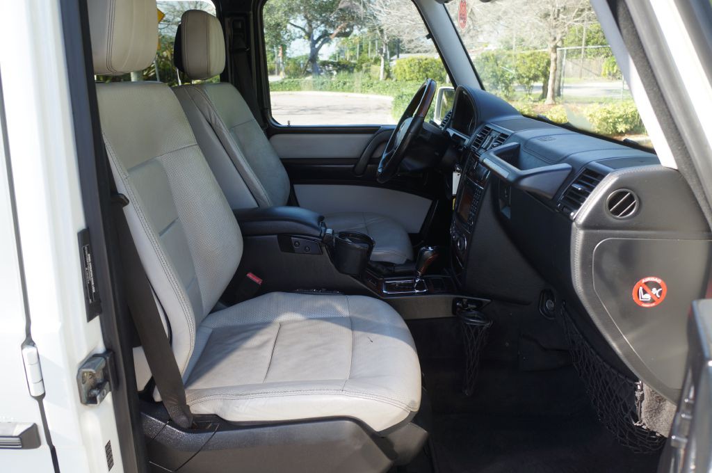 2011 Mercedes-Benz G-Class Image 25