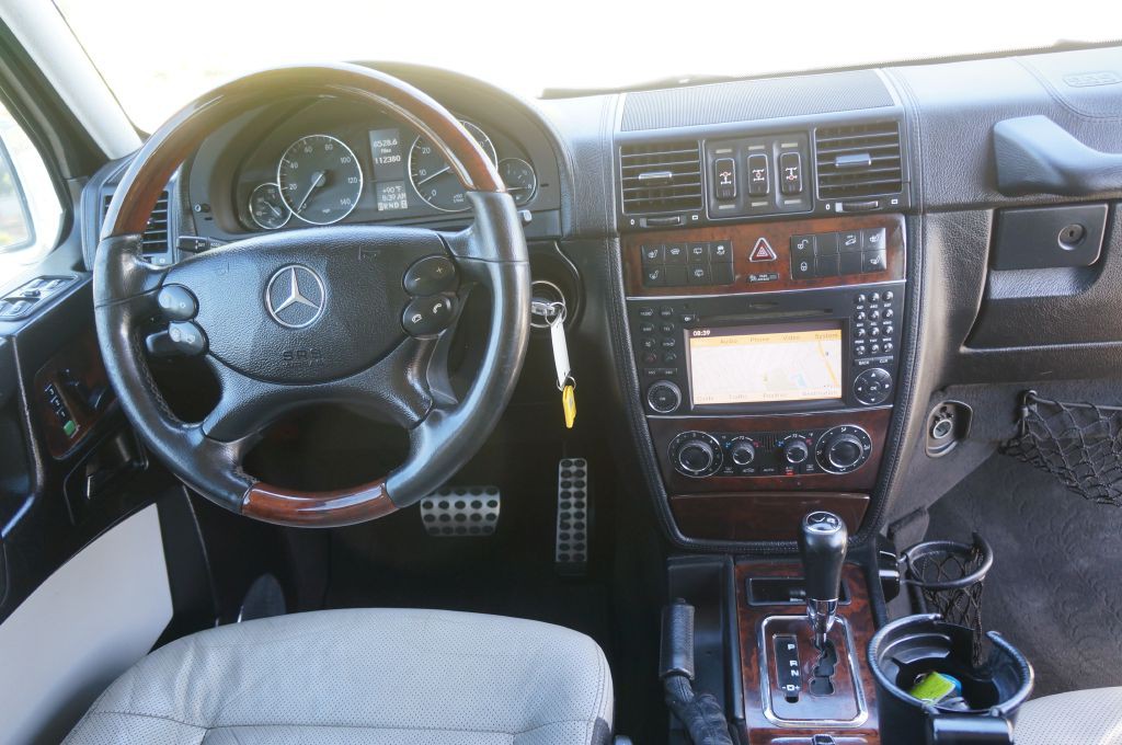 2011 Mercedes-Benz G-Class Image 28