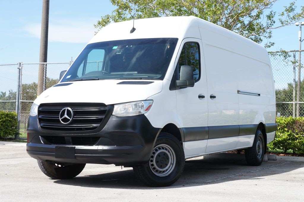 2020 Mercedes-Benz Sprinter Image 1