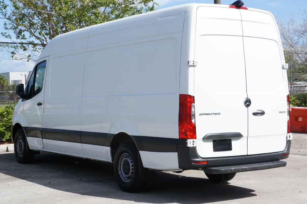 2020 Mercedes-Benz Sprinter Image 8
