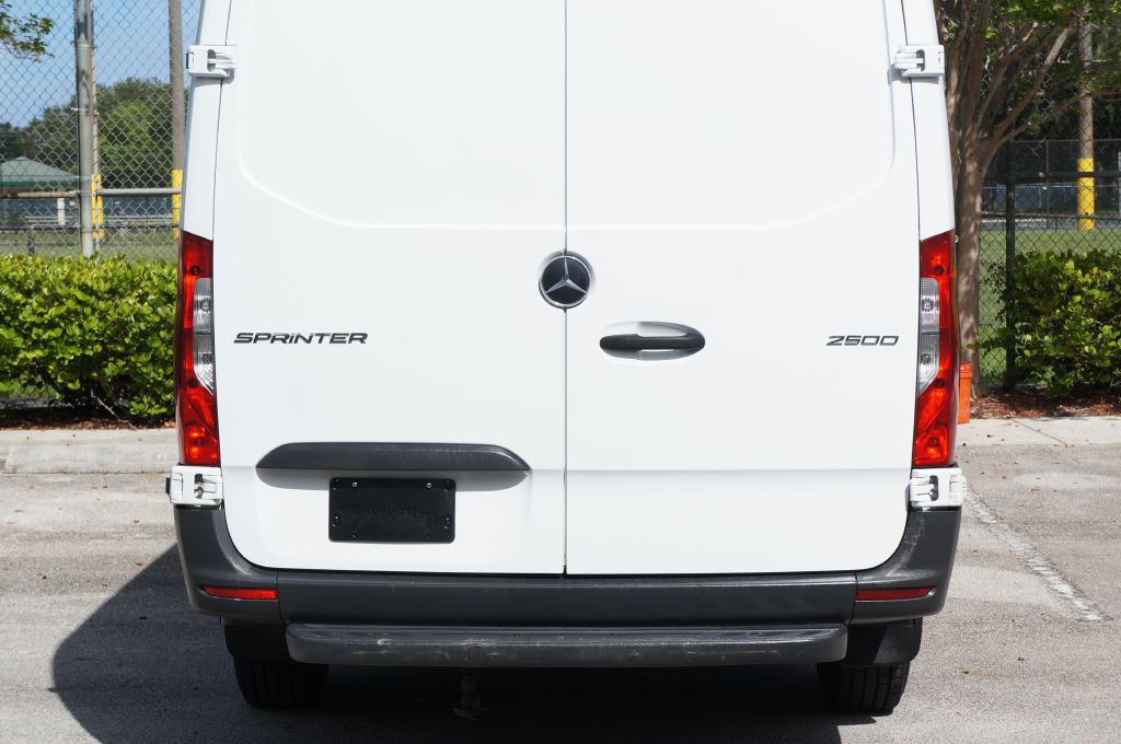 2020 Mercedes-Benz Sprinter Image 10